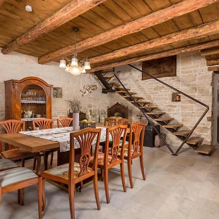Folirantica Villa *