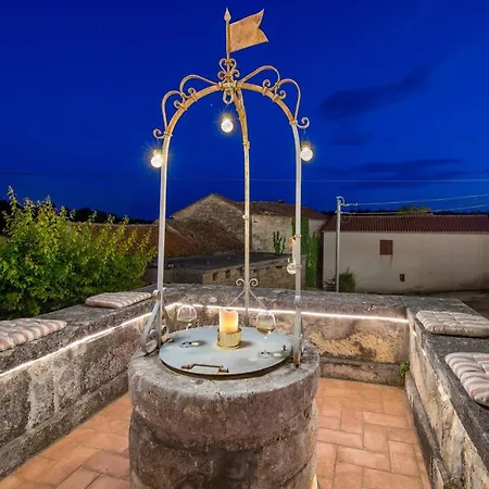 Folirantica Villa *